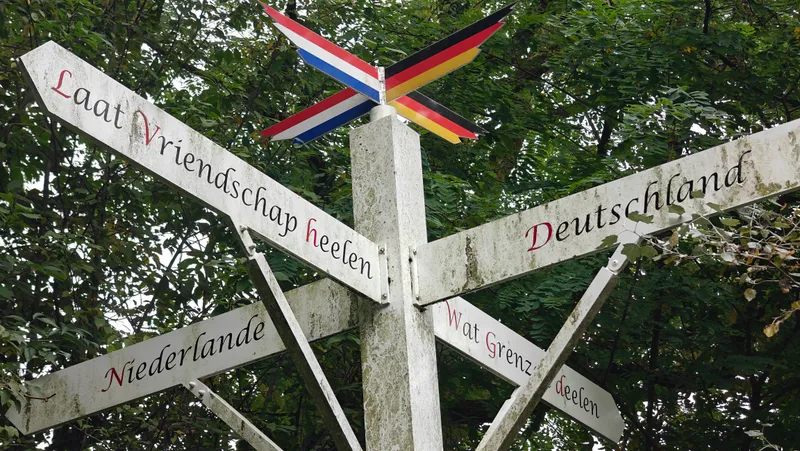 Laat vriendschap heelen, wat grenzen deelen