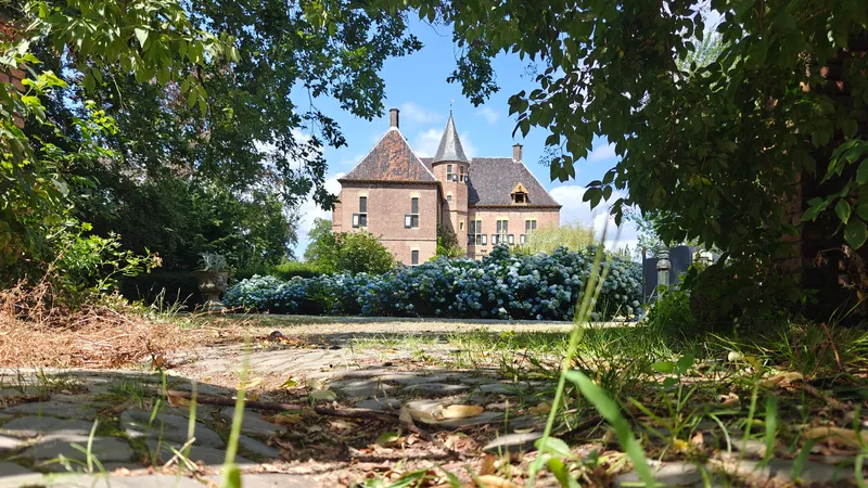 Kasteel Vorden van een afstandje, aanschouwd maar niet bewandeld